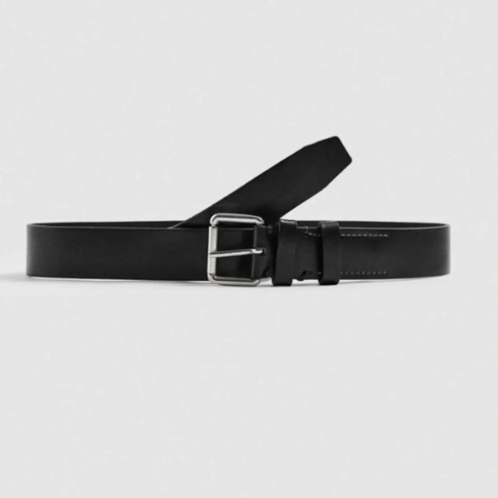 NWOT. Zara Man Black Leather Belt with Metal Buckle and belt loops. Size 34.